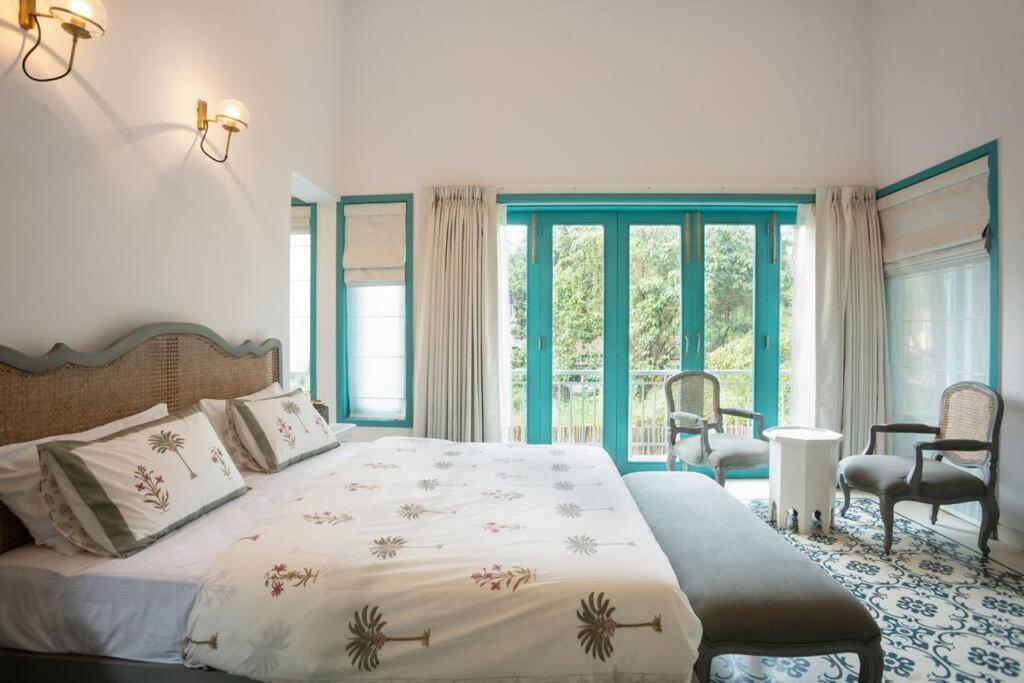 White Banyan Beach Villa, Candolim By The Acacia Villas Exterior foto